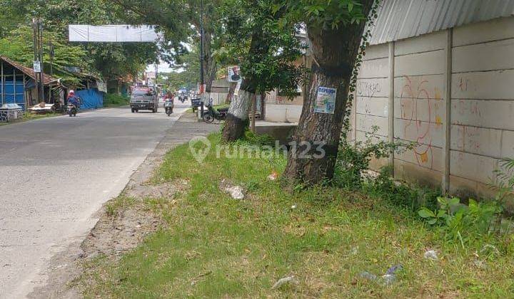 Gudang di jalan raya Jatibarang Brebes 2