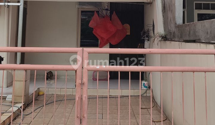 Rumah bagus rapih sektor 7 strategis Gading Serpong