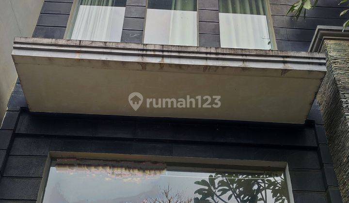 Rumah minimalis murahhh di bawah pasaran Sapphire PHG Gading Serpong 2