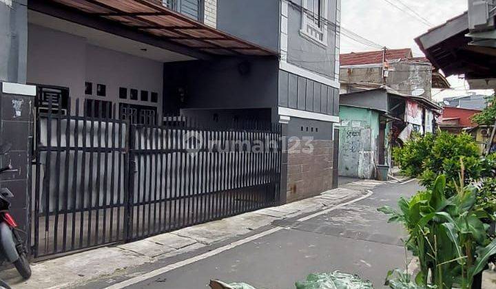 Rumah 2 Lantai Bagusss Siap Huni Kemayoran Jakarta Pusat 1