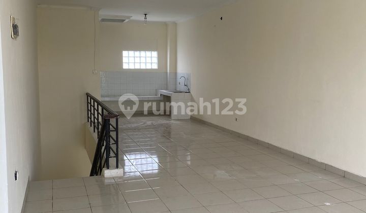 3-Storey Shop House Spacious Free Parking Strategic Location Gading Serpong 2