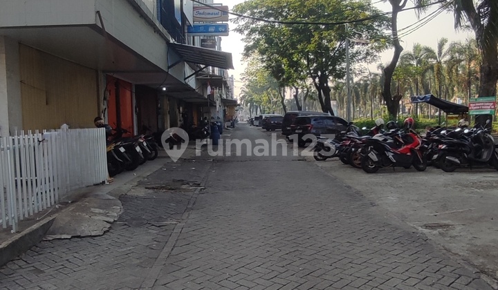 Affordable 3-Storey Large Ruko in Gading Serpong 2