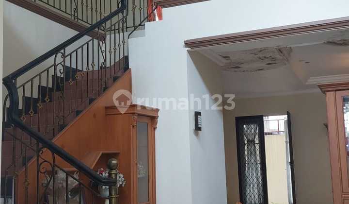 Affordable House Land Area 312m2 Beverly Golf Lippo Karawaci 2