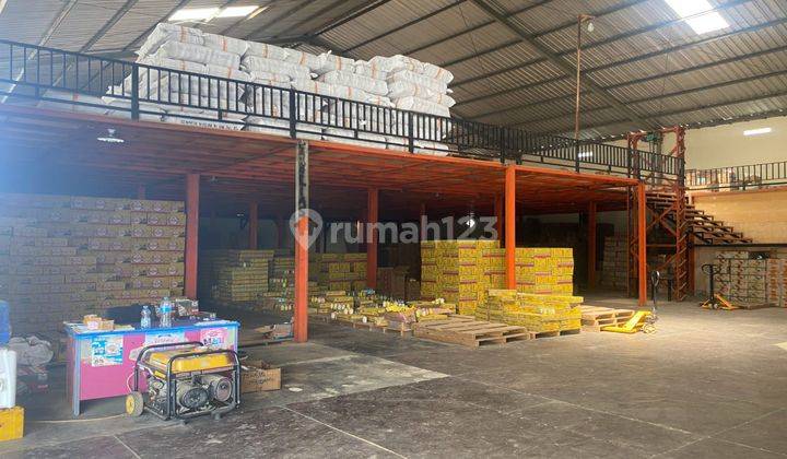 Gudang Dekat Patung Tedong Rantepao Gudang 2