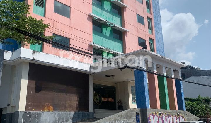 BANGUNAN EKS HOTEL 1