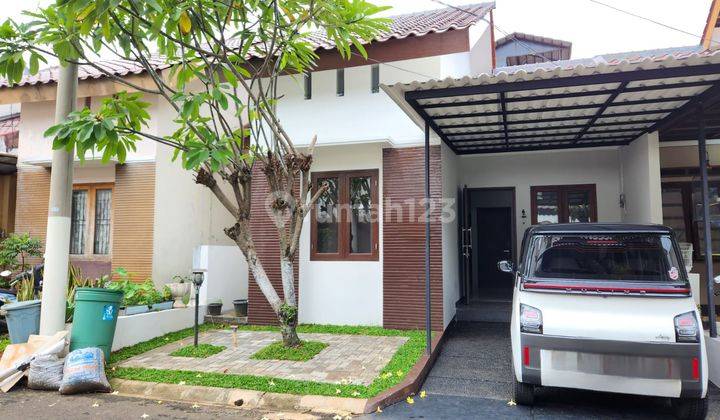 Rumah Cantik Semi Furnished Dekat Stasiun Mrt Di Ciputat  1