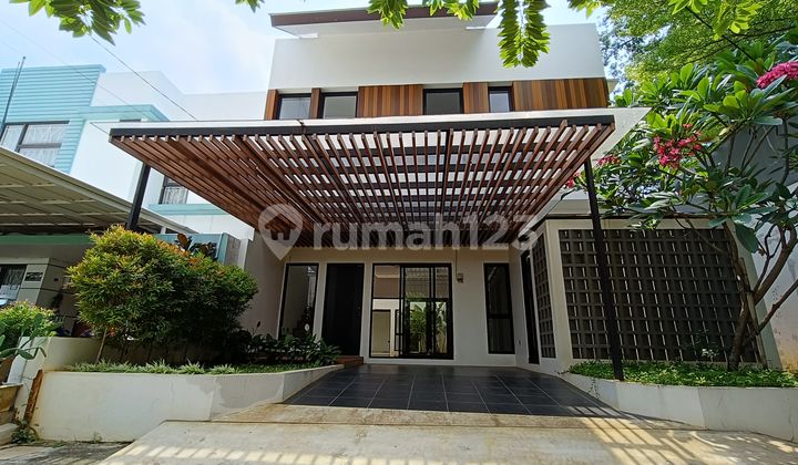 Rumah Nyaman Asri Siap Huni Dekat Pintu Tol di Pesanggrahan 2