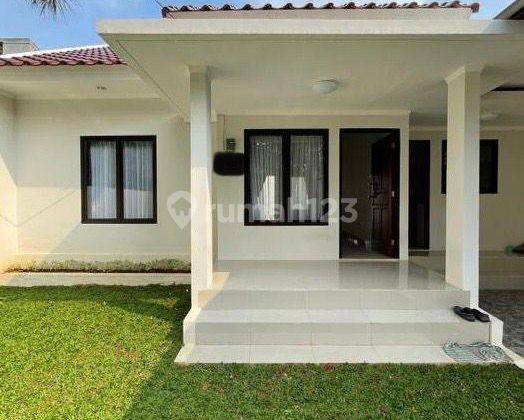 Rumah Nyaman Semi Furnished Dekat Pintu Tol di Graha Raya 1