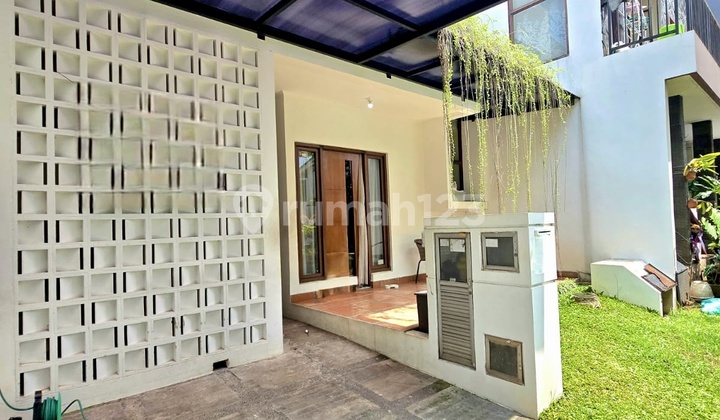 Rumah Semi Furnished Strategis Dekat Mall di Sektor 9-Bintaro 2