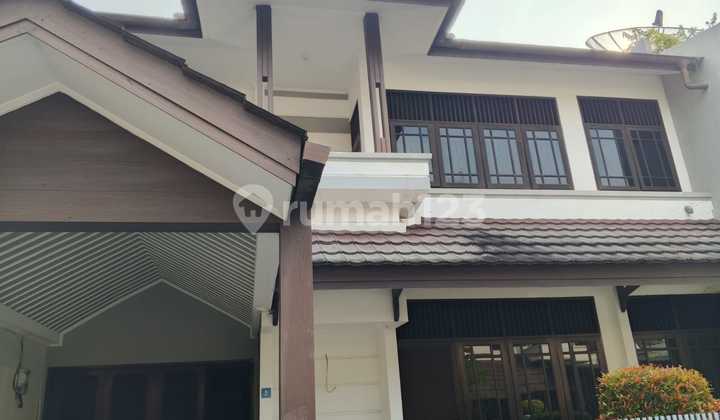 DIJUAL RUMAH SUNTER 180m2 HADAP TIMUR, 2 LANTAI, NYAMAN, KODE IV
