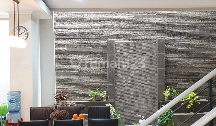 Dijual rumah di ancol barat jakarta utara 120m2 lokasi bagus, 2 lantai, strategis