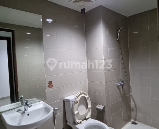 Dijual Apartemen Springhill Kemayoran 73m2 Hadap Utara, Nyaman, Akses Mudah, Kode Ax 2