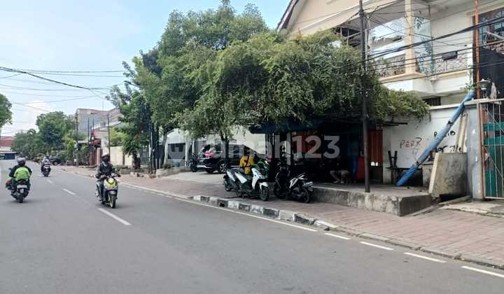 DIJUAL RUMAH DI RAWABADAK JAKARTA UTARA 400m2 JALAN BESAR,2 LANTAI, KODE RF 2