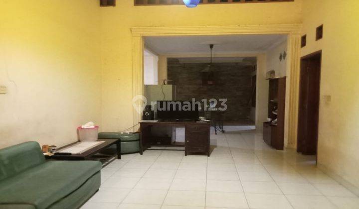 Disewa Rumah 2 Lantai Komplek Joglo Jakbar 2