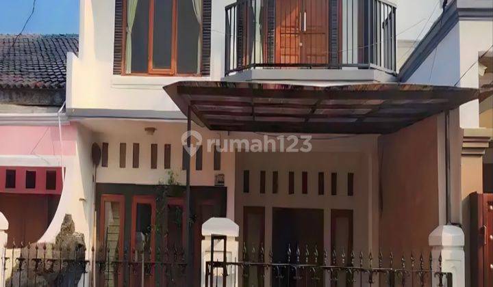 Disewakan Rumah 2 Lantai Di Kejaksaan Kreo 1