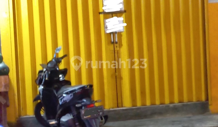 Disewakan Kios Dipinggir Jalan Disewakan Kios Dipinggir Jalan