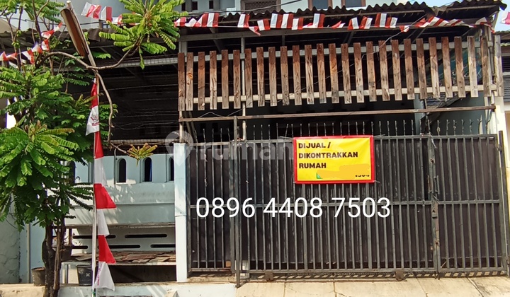 For Rent, 2-Story House in Karang Tengah For Rent, 2-Story House in Karang Tengah