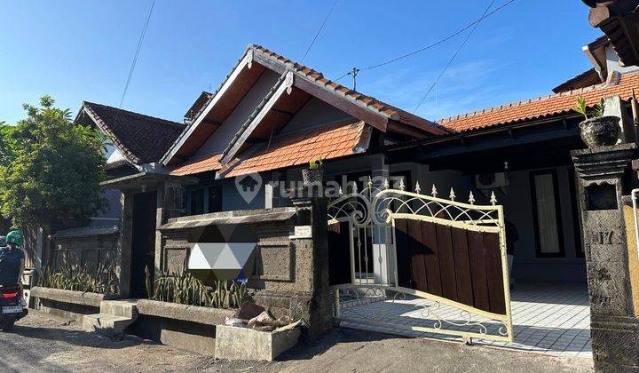 Rumah Dengan Luas 2 Are, Lokasi Strategis, Taman Griya,4 Kt 1