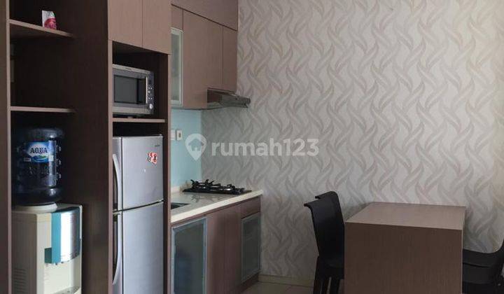 Sewa Apartemen Cosmo Terrace Jakarta Pusat 2 BR Full Furnished 1