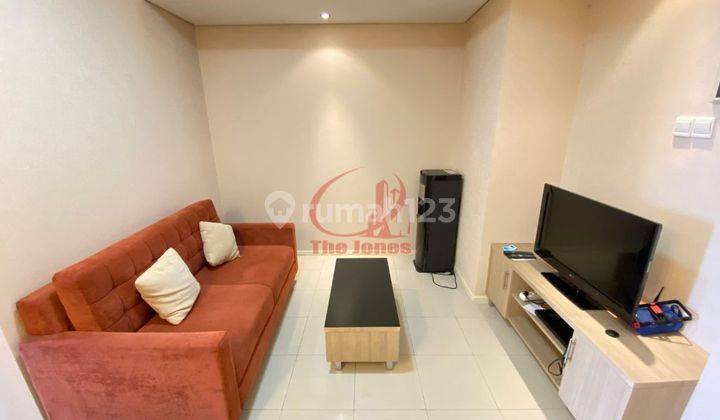 Sewa Apartemen Cosmo Terrace Thamrin City 1 BR Fully Furnished, 1