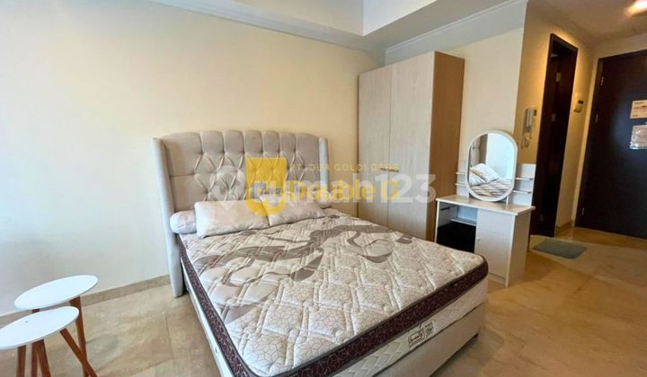 Sewa Apartemen Menteng Park Cikini Type Studio Full Furnished 2