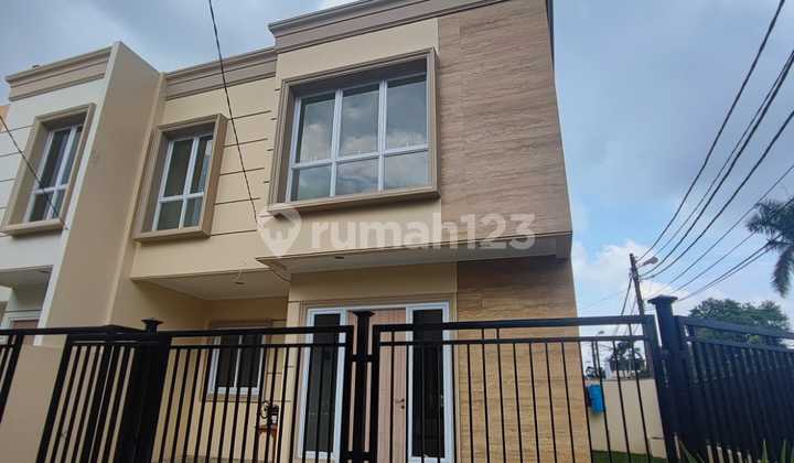 For Sale House Sector 7A Gading Serpong 9.5X11 Hook