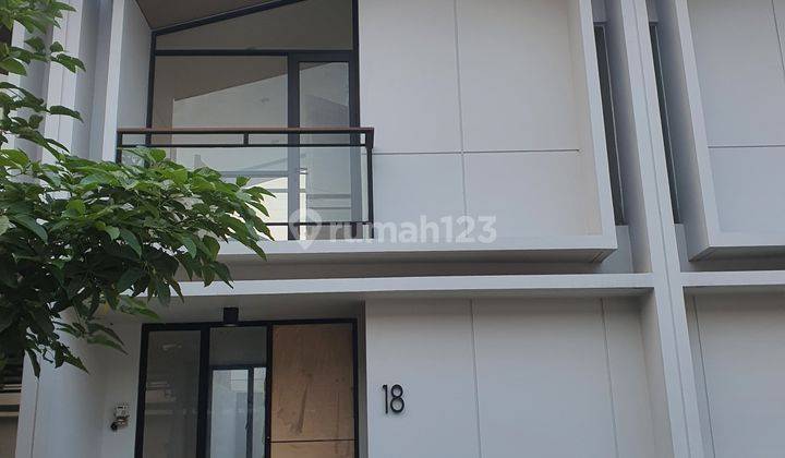 Disewakan Rumah Cendana Icone Lippo Karawaci 1