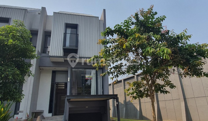 For Sale: Greenwich Park Imajihaus 5X11 Bsd