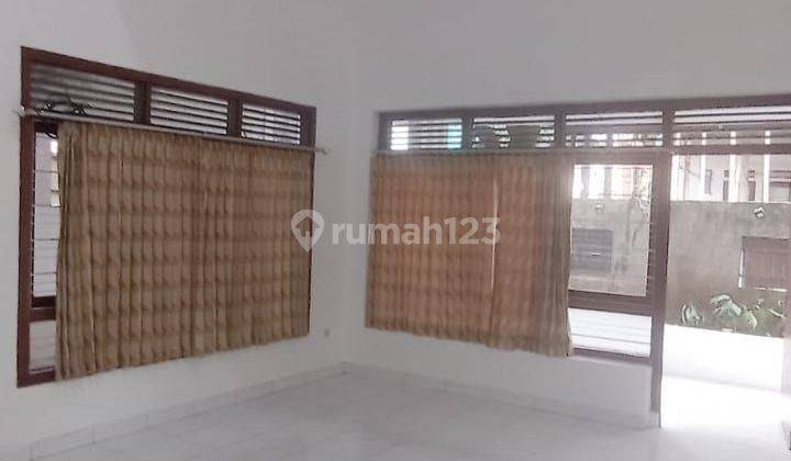 Rumah Bagus Kamar 4 + 1 2 Lantai Bagus Pulo Asem 1