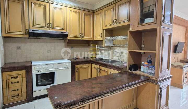 Gading Resort Residences Apartment Fully Furnished Beautiful Spacious 103 Square Meters Land Certificate 3 Bedrooms