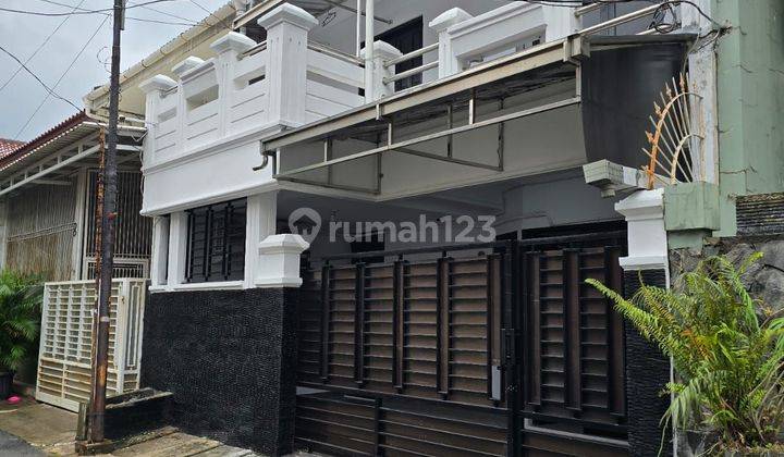 Rumah 2 Lantai Bagus deket Transportasi umum di Jl kayu putih 1