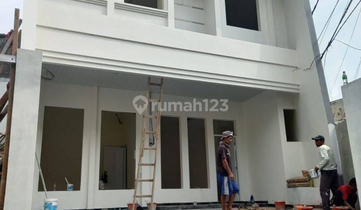 Rumah 2,5 Lantai Baru SHM Komplek Rawamangun 1