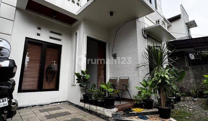 Rumah 2 Lantai Shm Bagus 6 Kt +1  Jl Plofon Raya Kayu Putih  1