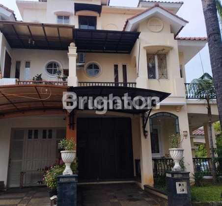 Rumah Hook 3 Lantai Bagus Strategis – Bukit Gading Mediterania, Kelapa Gading 2