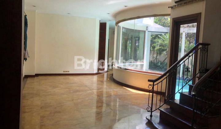 SEWA RUMAH EKSEKUTIF FASILITAS PREMIUM DI PATRA KUNINGAN 2