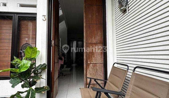 Turun Harga Rumah 2 Lantai, Luas Tanah 135 M, Shm Bagus