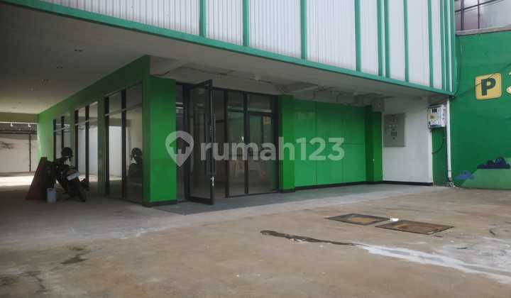 Ruko Gandeng Ex Restoran – Jl. Raya Jatiwaringin 1