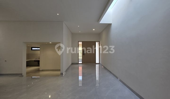 Kelapa Gading Calling!  Cuma 3.6 M Nego Buat Rumah Fresh Renovasi Di Lokasi Emas! Rumah di Jl. Kelapa Puyuh I Block Ke No. 22, Kelapa Gading Timur, Kelapa Gading, Kota Jakarta Utara, DKI Jakarta, Indonesia, 14240, Kelapa Gading SHM Bagus 2