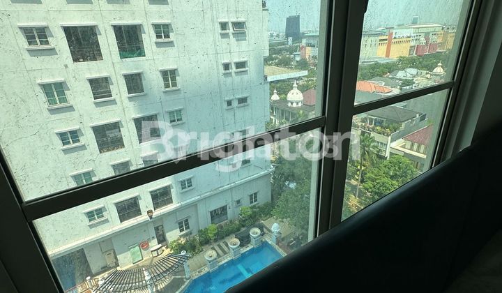 APARTEMEN MOI 2+1 BR DENGAN VIEW SWIMMING POOL