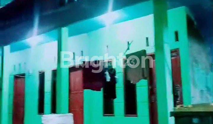 *DI JUAL RUMAH BERIKUT KONTRAKAN DAN SATU UNIT TOKO,LOKASI STRATEGIS DI KARAWANG KOTA* 2
