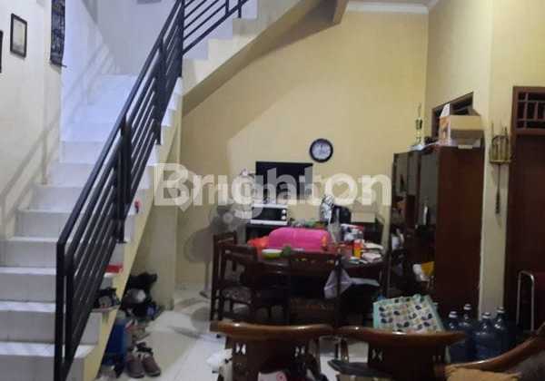 Rumah Luas 250m, Cocok Untuk Keluarga Besar Di Kayu Putih! Rumah Luas 250m, Cocok Untuk Keluarga Besar Di Kayu Putih!