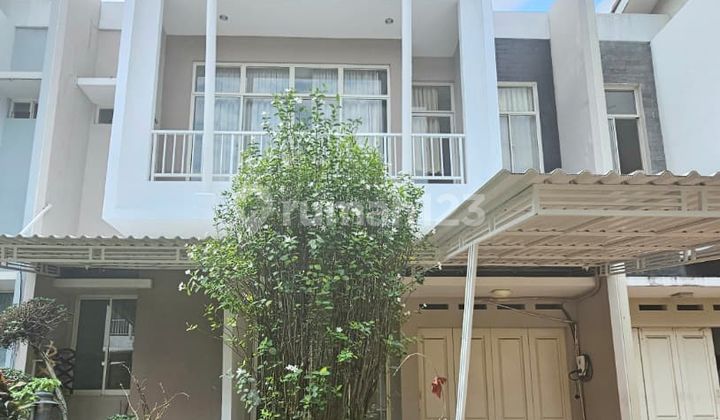 For rent: 2-story house in Spring-Grisea, Fully Furnished, Large Living Room on the 2nd Floor, Beautiful.