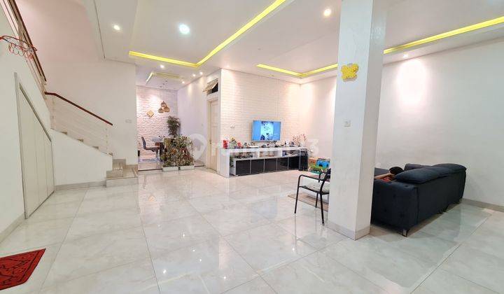 Rumah Renov Semi Furnish di Phg Chrysocolla Summarecon Serpong  2