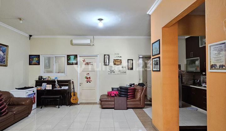 Rumah Furnish Sudah Renovasi di Cluster Crystal Gading Serpong 2