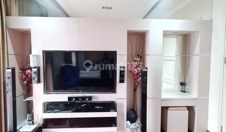 Rumah Semi Furnish di Cluster Pascal Summarecon Serpong Dekat Kampus 2