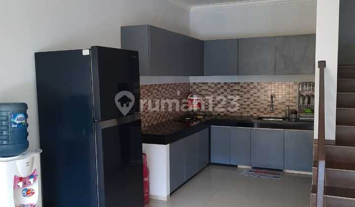 Jual Rumah Villa 3 Lantai Furnish +Pool di Dago Resort Bandung 2