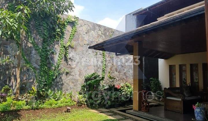 Jual Rumah 2 Lantai di Mainroad Jalan Raya Dago Bandung Kota