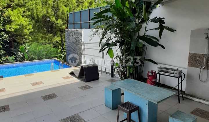 Rumah Villa 3,5 Lantai Furnish +Pool di Dago Resort Bandung