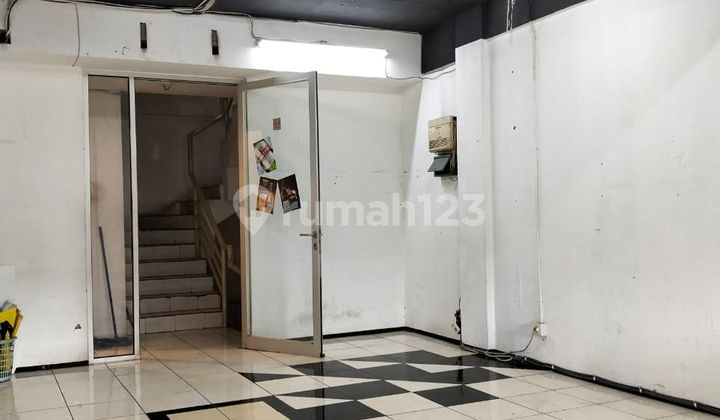 4-Storey Shop House/Building/Business Premises at Paskal 23, Bandung City 2