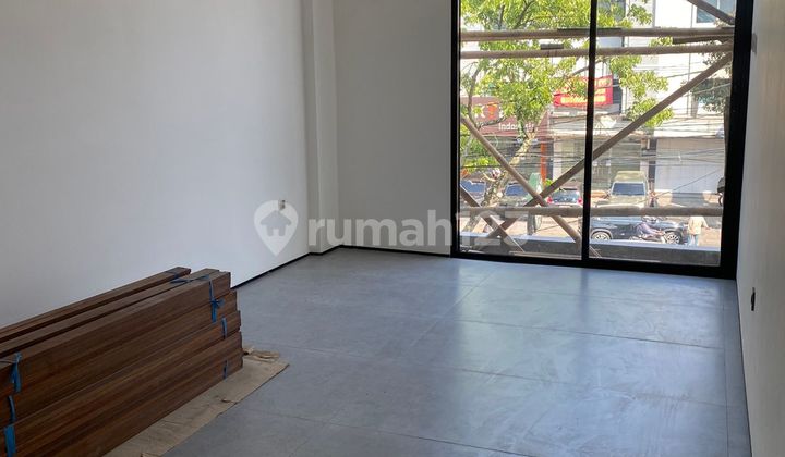 Rent a New Shop with the Most Strategic Location on Mainroad Pasirkaliki, Bandung 2